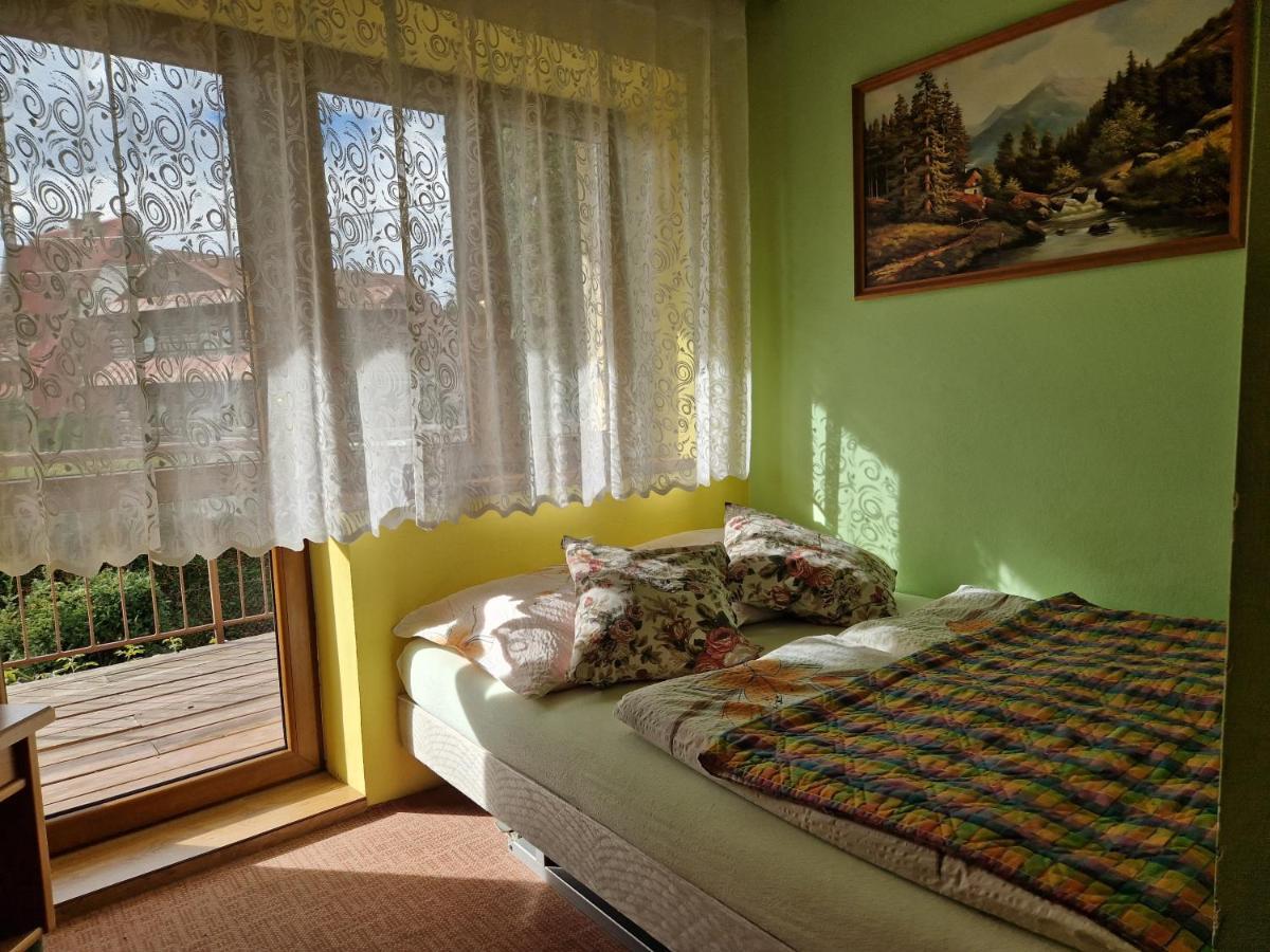 Pokoje Goscinne U Landy Poronin Exteriér fotografie